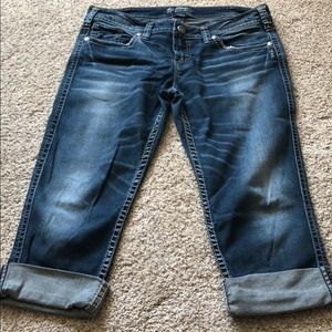 Levi Silver capri’s